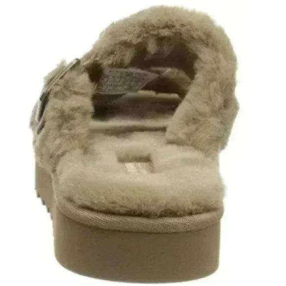 UGG Women's Faux Furr-ah Imported Flat Sandal - Picture 3 of 8
